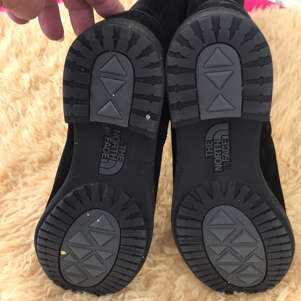 North Face Winter Boots - image 7